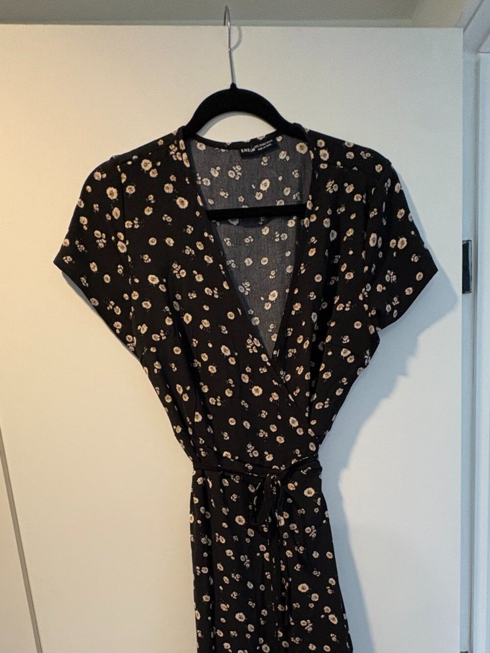 SHEIN Black Floral Wrap Maxi Dress Short Sleeve Tie Waist Size M